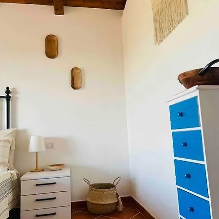 Apartment Charming With Parking, Mountain View, Close To The *