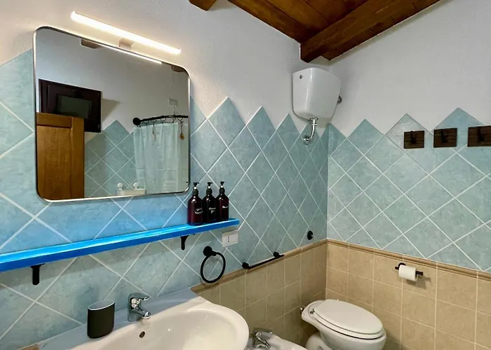 Charming With Parking, Mountain View, Close To The Appartement Santa Maria